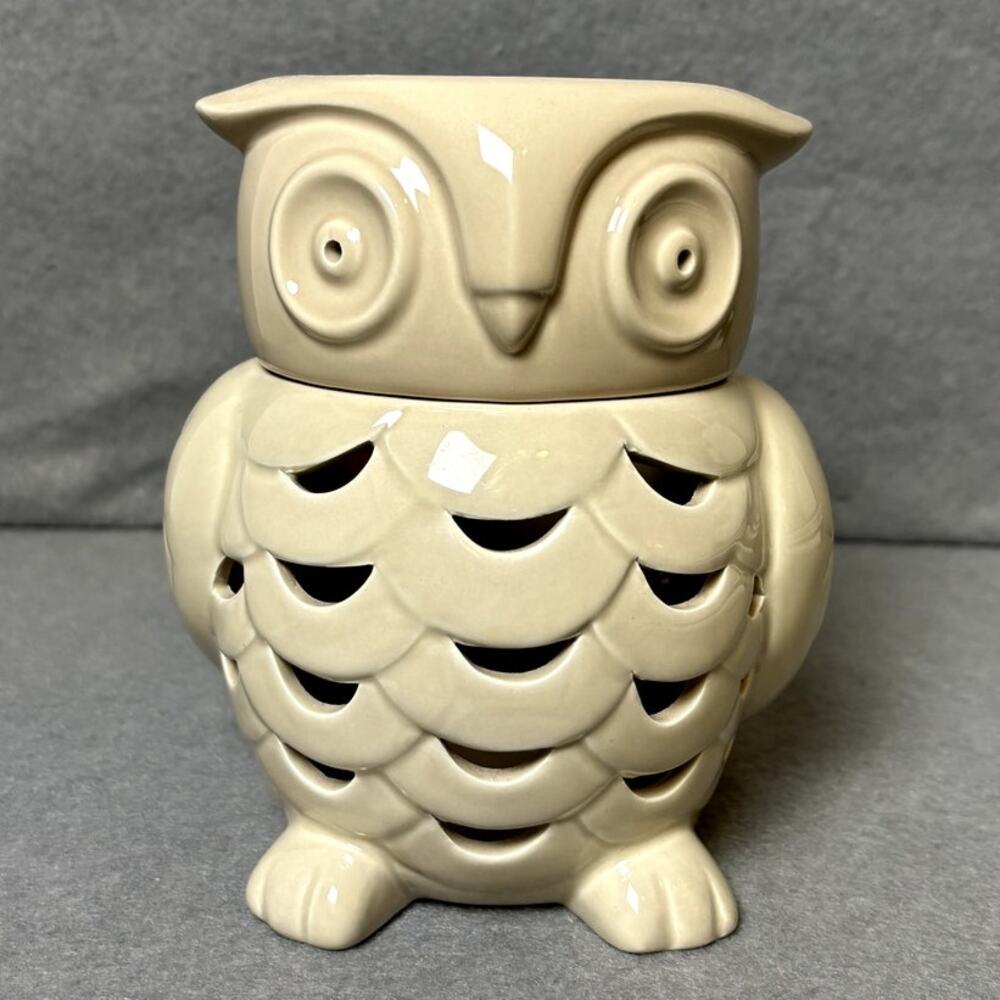 Owl Ceramic Bath & Body Works 2005 Cream Candle Holder Luminary Slatkin & Co